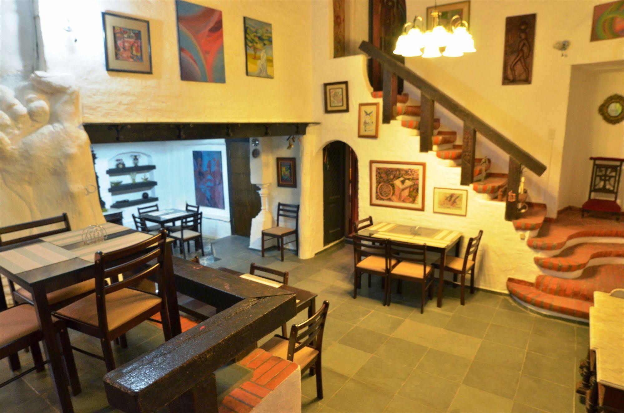 Hotel Paseo Del Arte Asunción Esterno foto